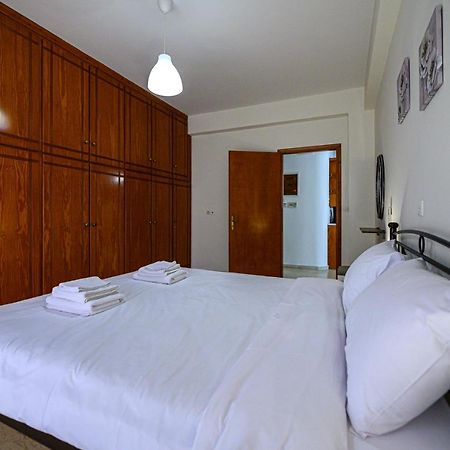 Oliva Apartment Kalamata Luaran gambar