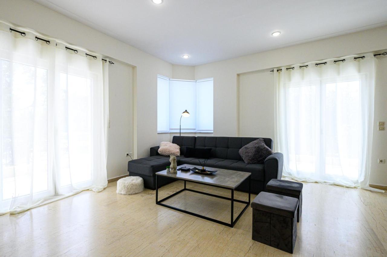 Oliva Apartment Kalamata Luaran gambar