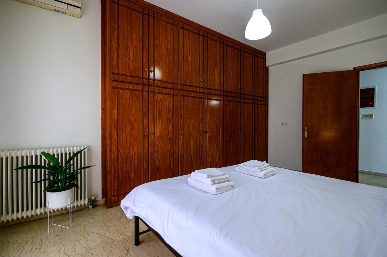 Oliva Apartment Kalamata Luaran gambar