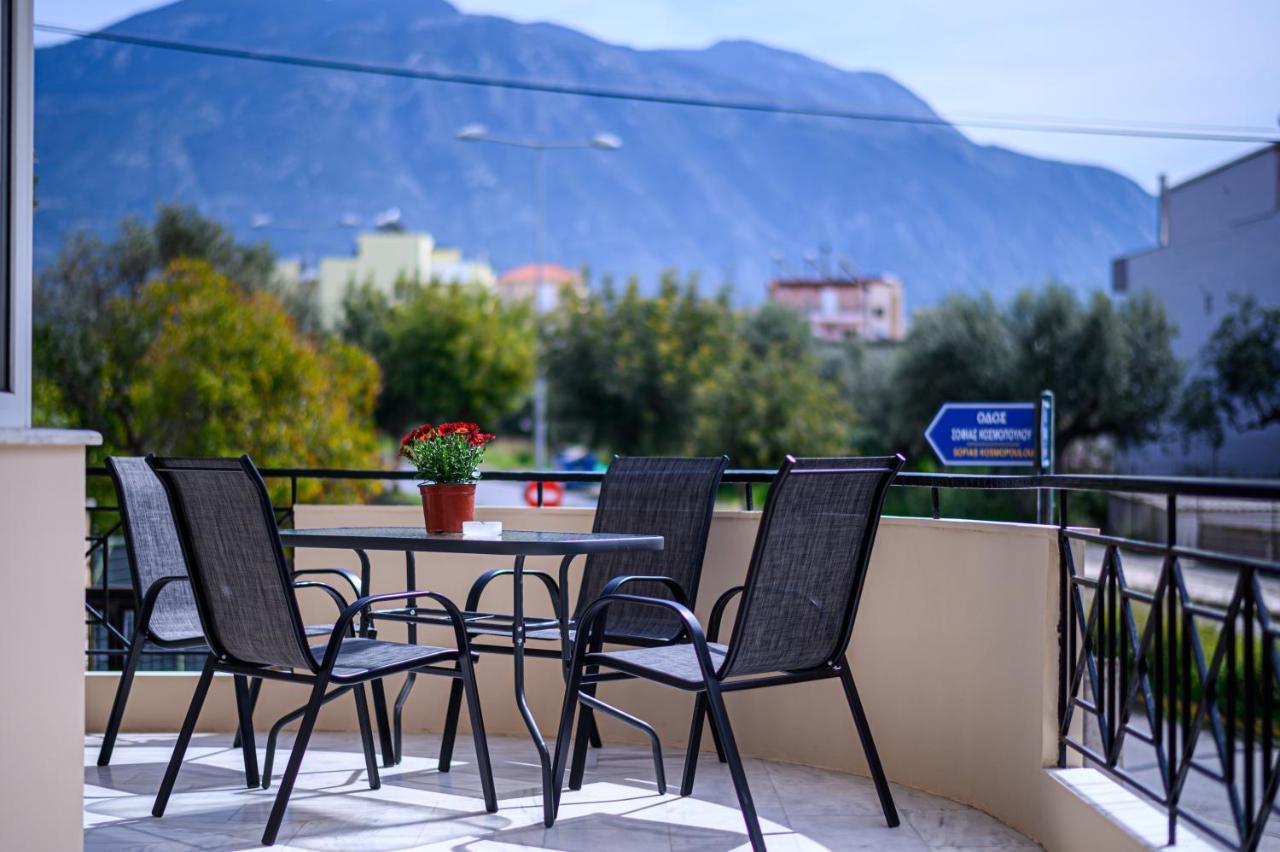 Oliva Apartment Kalamata Luaran gambar