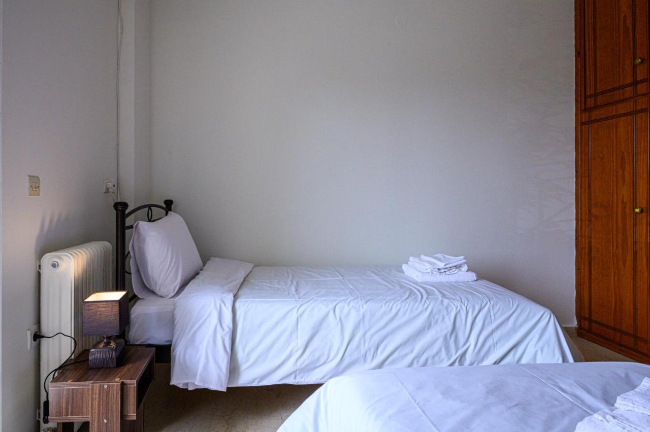 Oliva Apartment Kalamata Luaran gambar